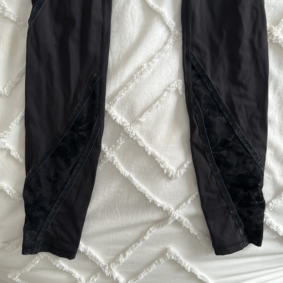 Lululemon Wunder Under HR Tight *flocked - Picture 4 of 10